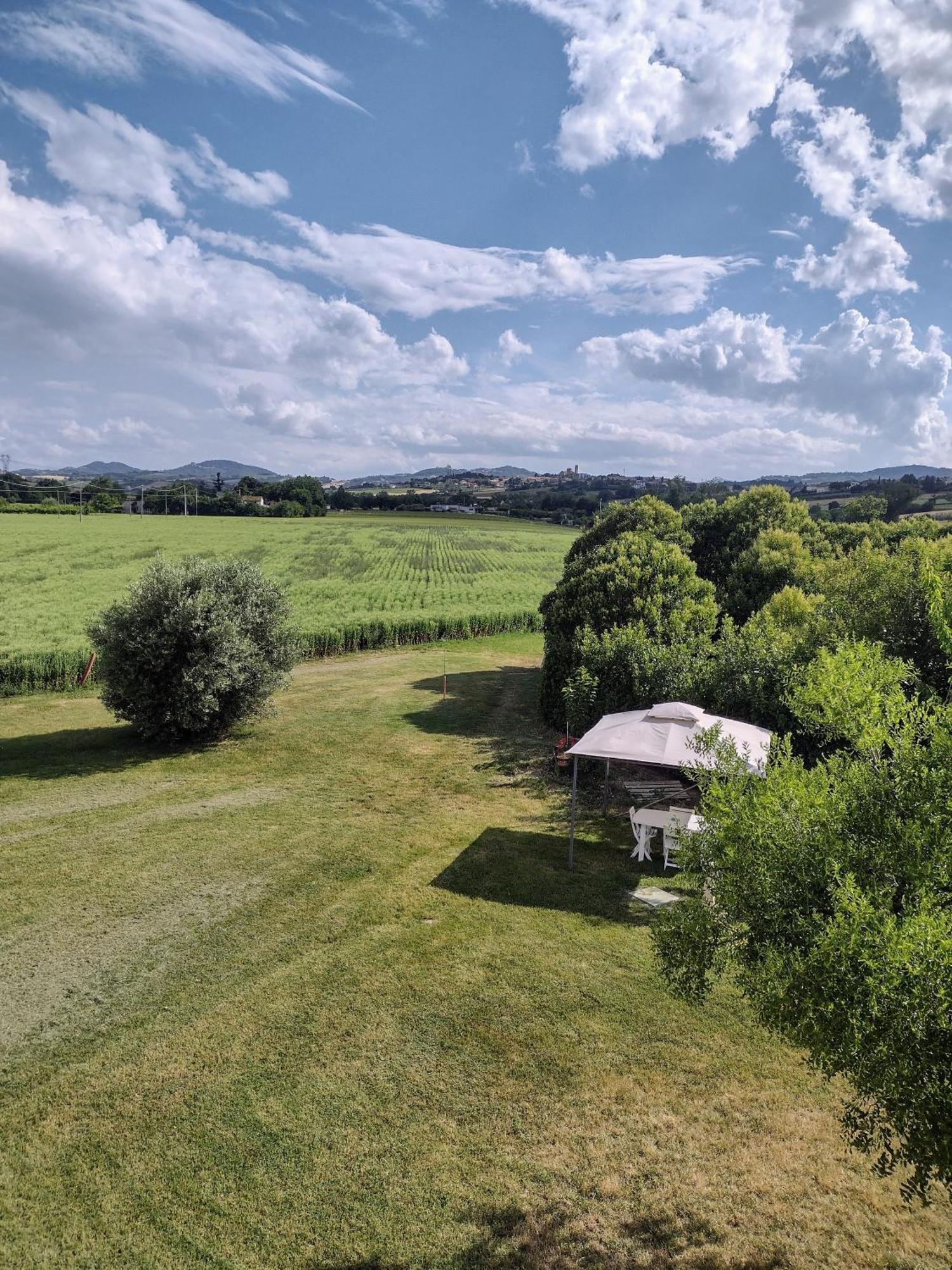 Country Rooms & Suite La Quercia Coriano Exterior photo